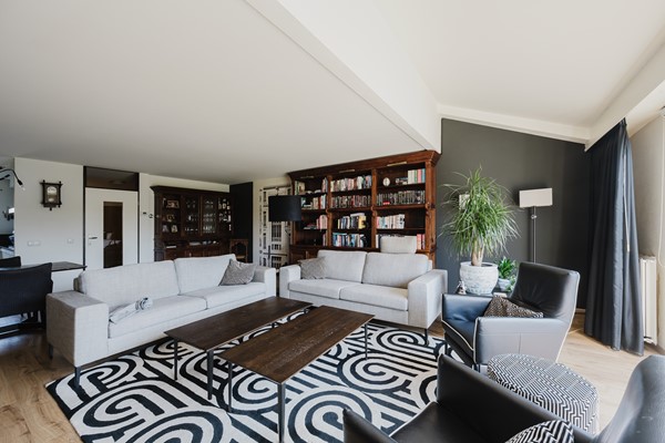 Medium property photo - Suze Robertsonstraat 18, 3207 VN Spijkenisse